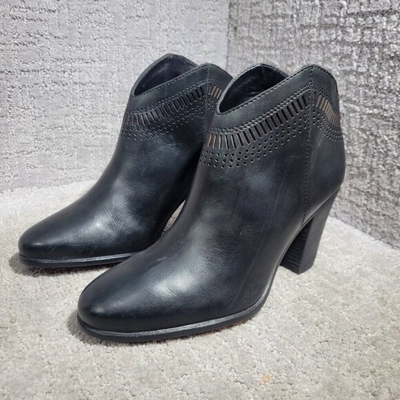 Vince Camuto Fetter Women’s Size 9M US Black Leather Ankle Bootie Boots - Picture 8 of 10